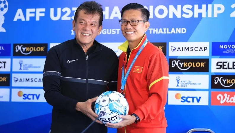 HLV Malaysia: ‘Nguy hiểm nhất U23 Việt Nam là HLV trưởng’