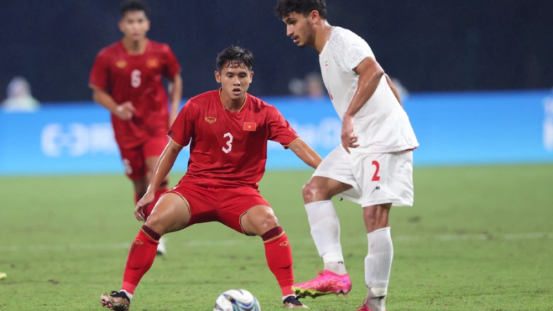 U23 Việt Nam thua thảm Iran, chuyên gia Duy Thái nói thẳng: ‘Thua toàn tập, cả trận không có nổi cú sút nào ra hồn, đá giải làm gì cho phí cơm phí tiền’