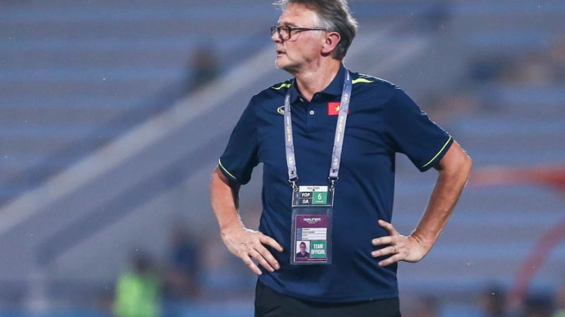 HLV Troussier: ‘Chúng tôi đã có đấu pháp khắc chế Yemen, đừng nghĩ to cao hơn là sẽ thắng’