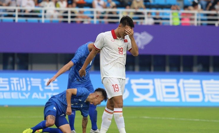 Chuyên gia Vũ Mạnh Hải: ‘Cứ đá thế này, U23 Việt Nam sẽ ê chề trước Iran cho xem’