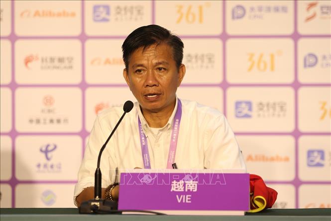 Nhà báo Ngọc Thêm: ‘Hoàng Anh Tuấn là HLV bất tài thì sao giúp U23 Việt Nam tiến xa, xưa còn để U18 Việt Nam thua cả Campuchia đấy’