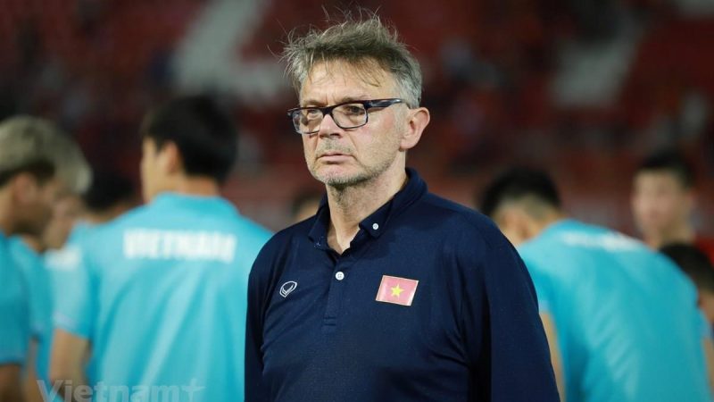 HLV Troussier: ‘Tôi gọi cầu thủ dựa theo đẳng cấp, tin tôi đi, ĐT Việt Nam sẽ vượt qua vòng loại 2 dễ dàng’