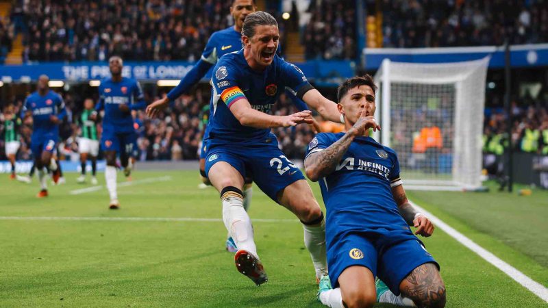 Chelsea xác định chiêu mộ cầu thủ thất sủng của Arsenal