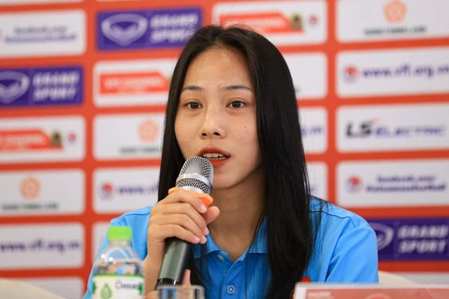 U20 nữ Việt Nam tranh vé dự World Cup với Trung Quốc, Triều Tiên, hot girl Bảo Trâm tự tin: ‘Bóng đá trẻ thì chưa biết ai thua đâu, không ai đánh thuế giấc mơ chúng em cả’