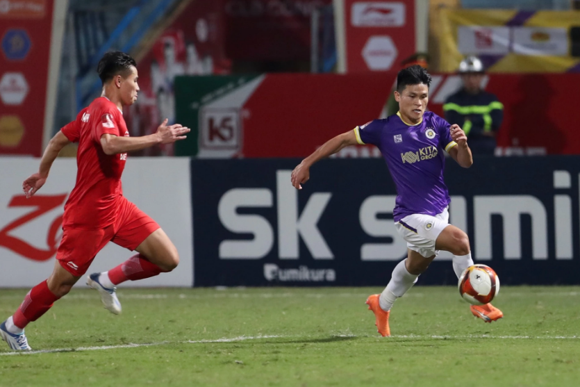 Làm lu mờ Hoàng Đức, Tuấn Hải sáng cửa giành bóng vàng: Tỏa sáng từ V.League tới Cúp châu Á và ĐT Việt Nam, còn ai xứng đáng hơn anh