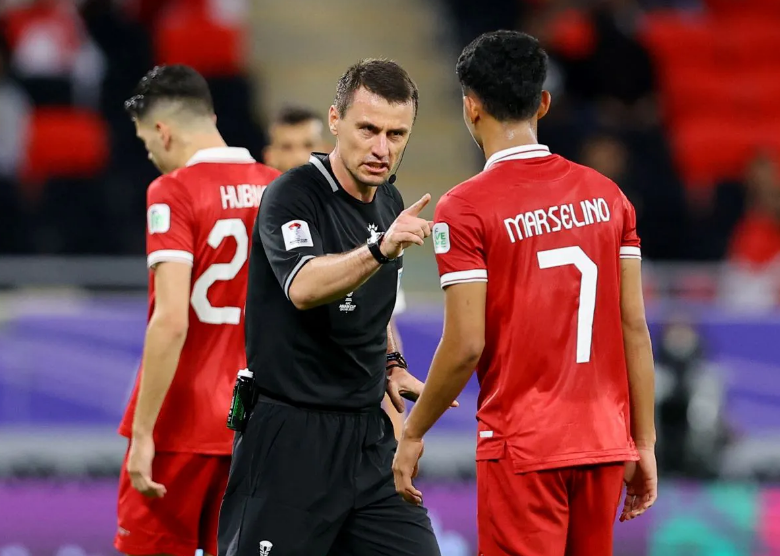 Indonesia xem xét bỏ AFC, xin gia nhập UEFA vì bị xử ép trận thua Iraq: ‘Thật không thể chấp nhận được, mọi thứ đều chống lại Indonesia’