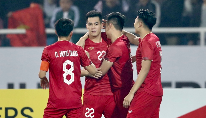 BLV Quang Sáng: ‘Hồi Asian Cup mình thua là do báo thủ Thanh Bình tự biếu pen cho Indo. Lần này ĐT Việt Nam mạnh hơn lần trước, chắc chắn chúng ta sẽ thắng’