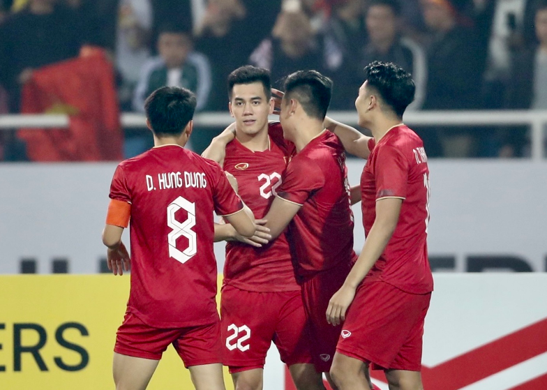 BLV Quang Sáng: ‘Hồi Asian Cup mình thua là do báo thủ Thanh Bình tự biếu pen cho Indo. Lần này ĐT Việt Nam mạnh hơn lần trước, chắc chắn chúng ta sẽ thắng’