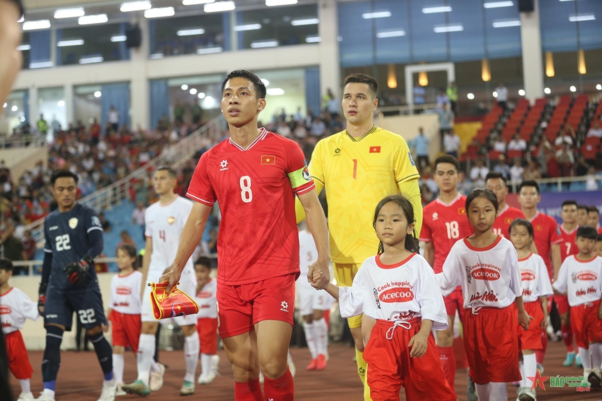 Tiền đạo Top 15 thế giới muốn nhập tịch để chơi cho ĐT Việt Nam: ‘Tui muốn được cống hiến sức lực, tài năng cho nước Nam’