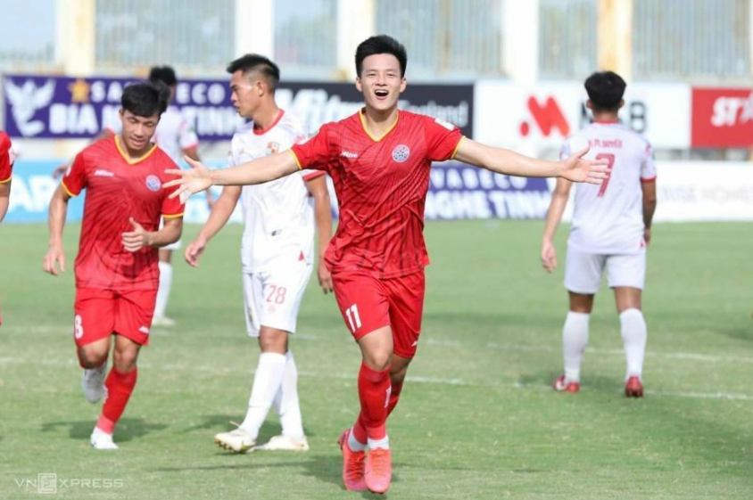 PVF CAND giành suất đá play-off thăng hạng V-League 2024/2025: Khả năng đối thủ sẽ là SLNA hoặc HAGL