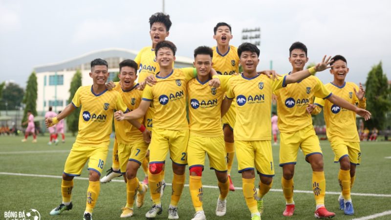 Thị trường chuyển nhượng V-League sôi động: SLNA kích hoạt ‘bom tấn’