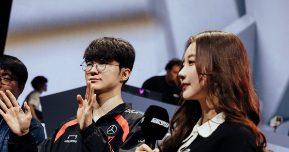 Faker chiếm spotlight với màn xử lý “đi vào lòng đất” trong ngày T1 vất vả vượt qua OKBRO