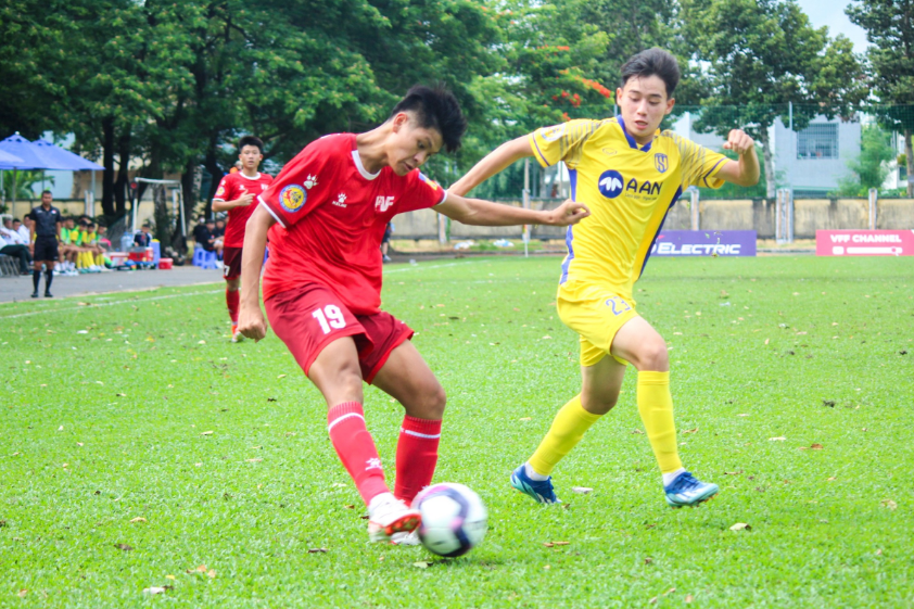 U17 Sông Lam Nghệ An thua thảm 0-4, đội sổ tại giải U17 Quốc gia