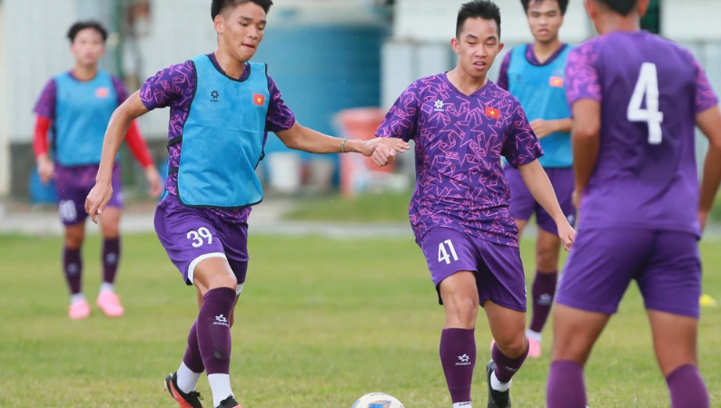 U19 Việt Nam chốt quân dự giải U19 Đông Nam Á, Việt kiều Séc quê Nghệ An bị gạch tên đáng tiếc