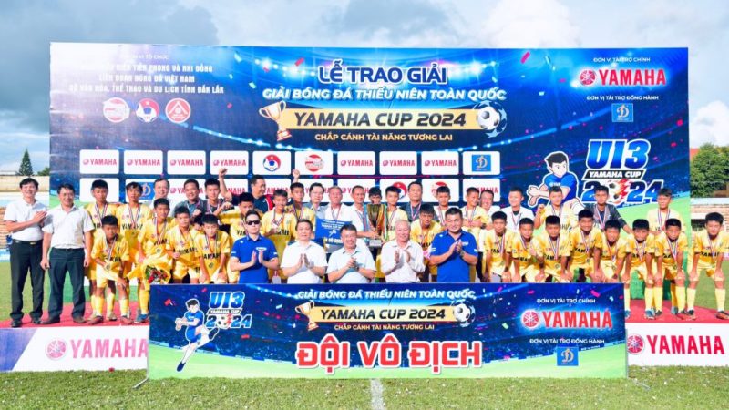 Thắng đội bóng nhà bầu Hiển 4-0, Sông Lam Nghệ An vô địch giải U13 toàn quốc lần thứ 11