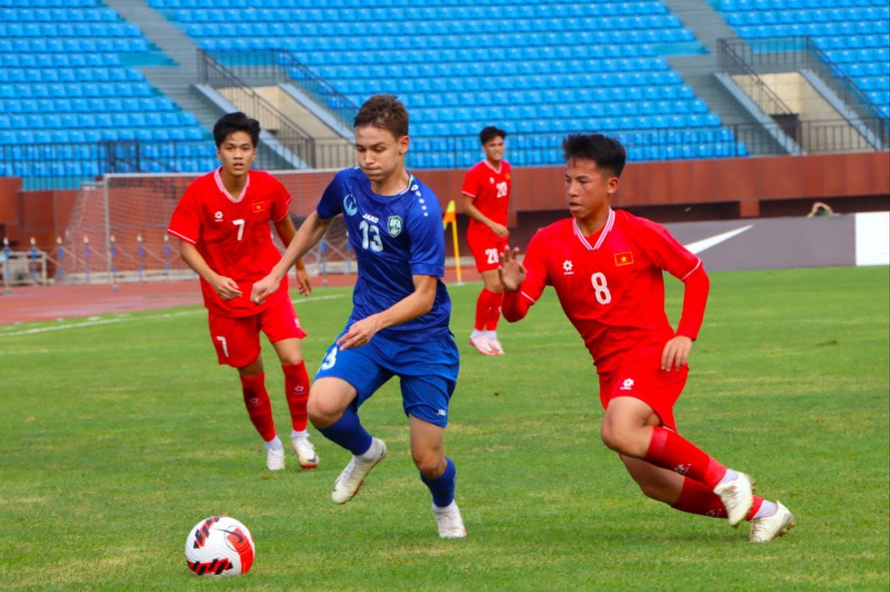 Bất ngờ thắng Uzbekistan 3-0, U16 Việt Nam sáng cửa vô địch giải đấu tại Trung Quốc