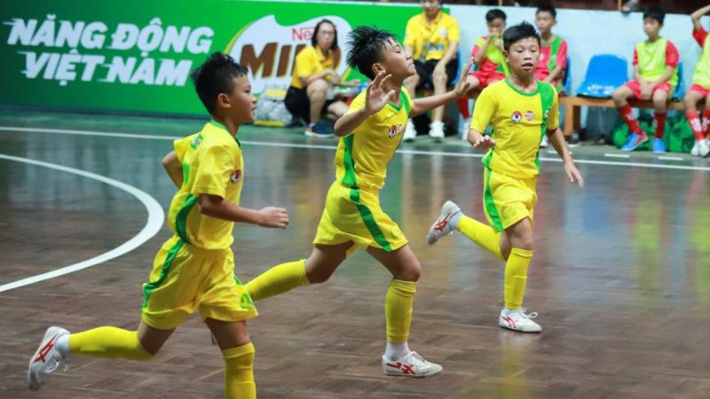 Vụ U11 Sông Lam Nghệ An nghi gian lận tuổi: Địa phương xác nhận đúng năm sinh