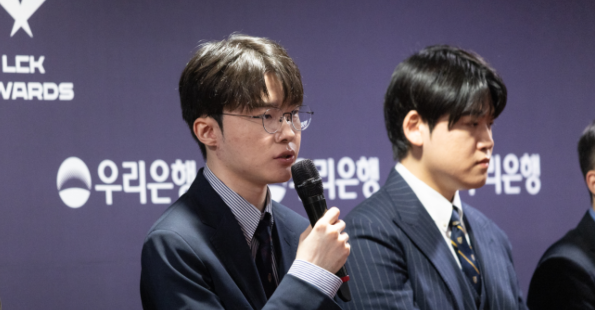 Faker tiết lộ tình trạng “khó tin” về T1 hiện tại và tâm sự về Doran sau LCK Awards 2024